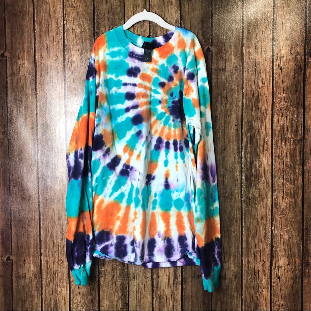 NEW Unisex Long Sleeve Tie Dye Shirt Never Worn Unisex Size Small